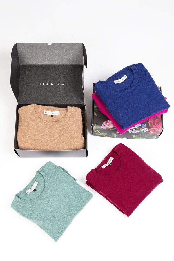 Carraig Donn 100% Cashmere Knit in Burgundy