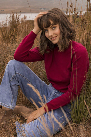 Carraig Donn 100% Cashmere Knit in Burgundy