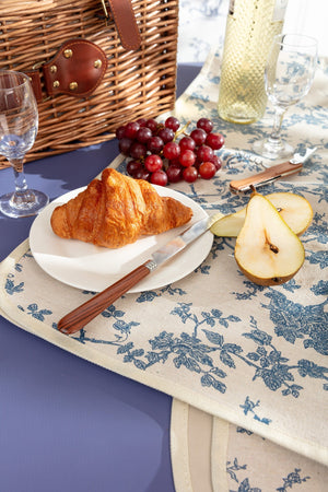 Carraig Donn 4 Person Picnic Basket Blue Floral