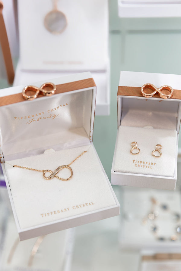 Carraig Donn 8 Shape Rose Gold Infinity Stud Earrings