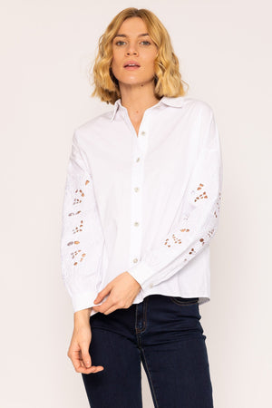 Carraig Donn Anglaise Sleeve Blouse in White