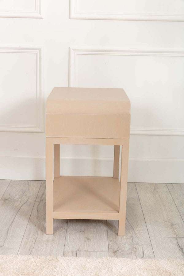 Carraig Donn Arlo White Wood Side Table