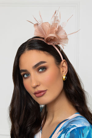 Carraig Donn Baby Pink Feather Flower Fascinator
