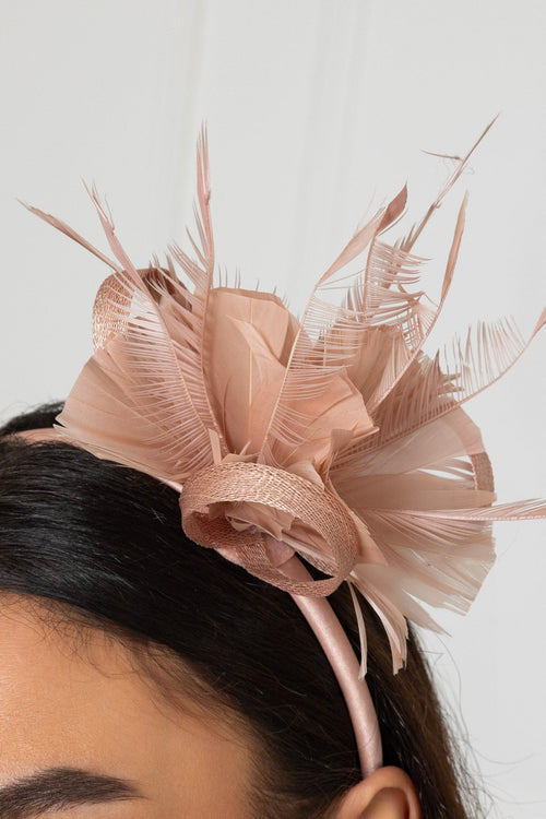 Carraig Donn Baby Pink Feather Flower Fascinator