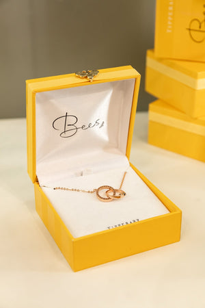 Carraig Donn Bee Infinity Pendant Necklace