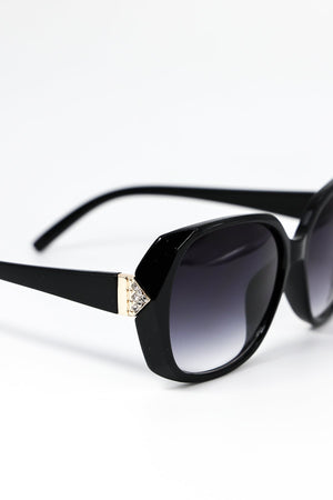 Carraig Donn Black Diamante Detail Sunglasses