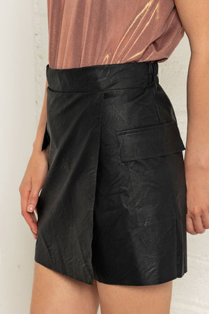 Carraig Donn Black PU Cargo Skirt