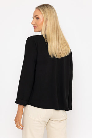 Carraig Donn Black Top with Necklace