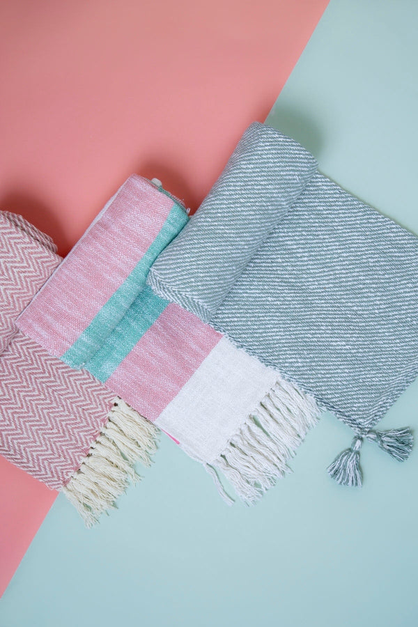 Carraig Donn Blake Pink And Green Throw