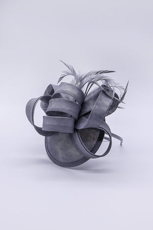 Carraig Donn Bow Detail Fascinator in Silver