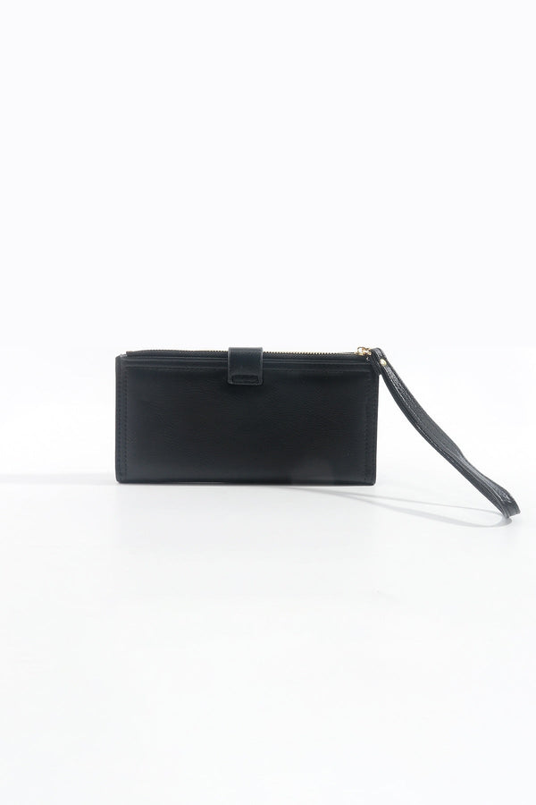 Carraig Donn Buckle Purse with Wrist Strap in Black