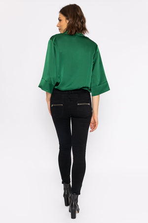 Carraig Donn Button Front Jeans in Black