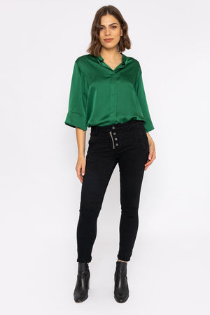 Carraig Donn Button Front Jeans in Black