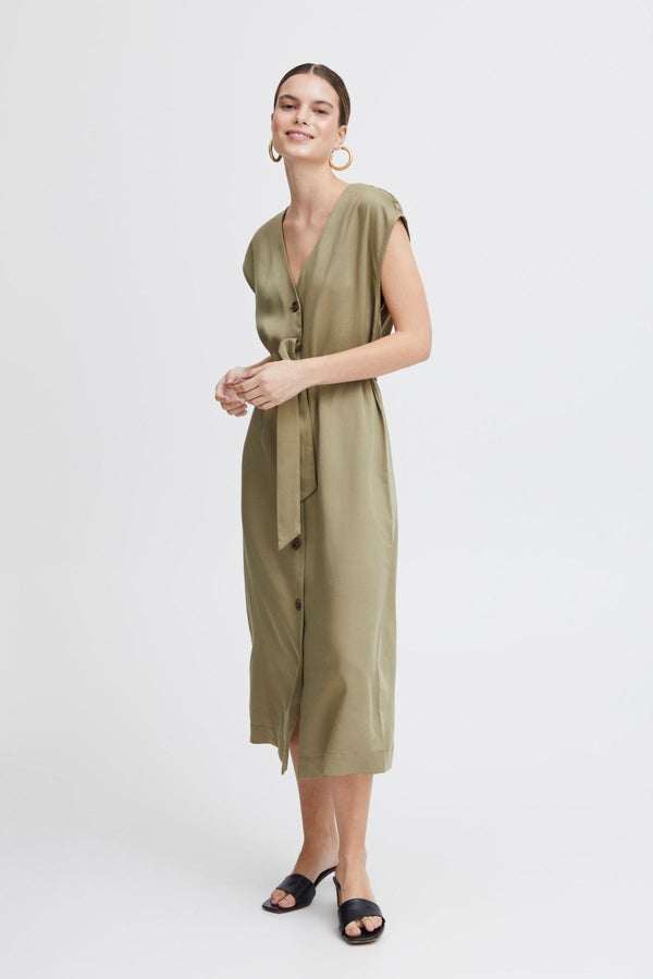 Carraig Donn Byilini Black Midi Dress