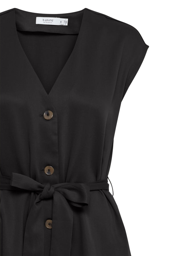 Carraig Donn Byilini Black Midi Dress