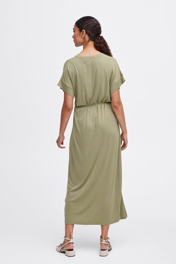 Carraig Donn Bypireni Black Midi Dress