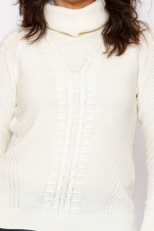 Carraig Donn Cable Knit Polo in White