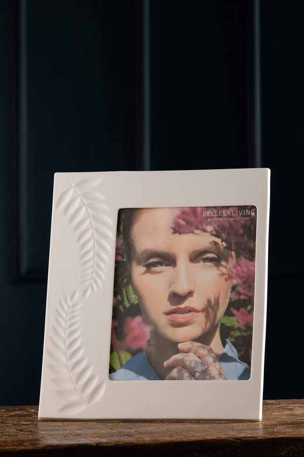 Carraig Donn Ceramic Fern Design 8x10 Frame