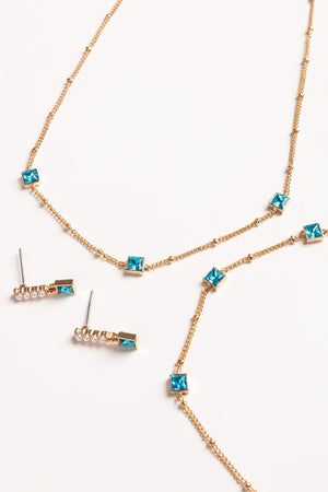 Carraig Donn Chain with Aqua Square Detailing