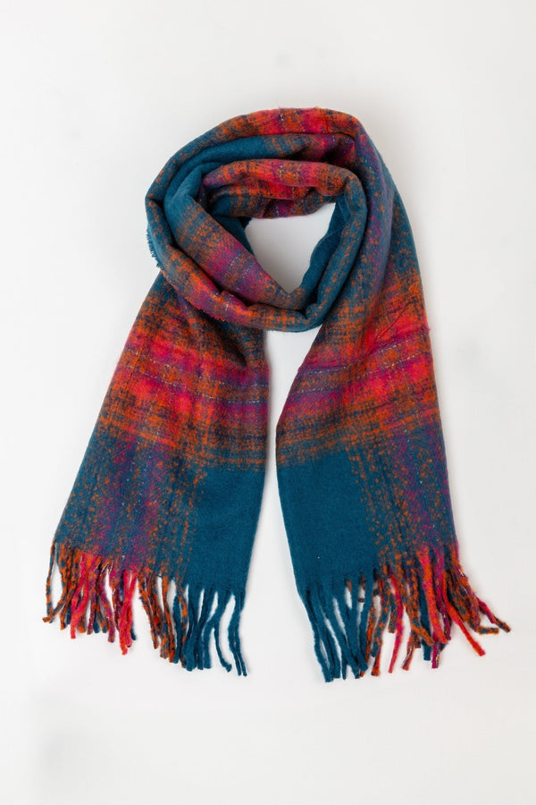 Carraig Donn Check Scarf in Navy