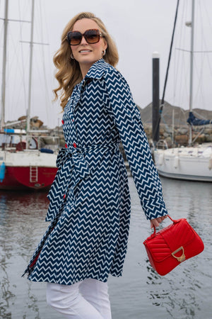 Carraig Donn Chevron Print Mac in Navy