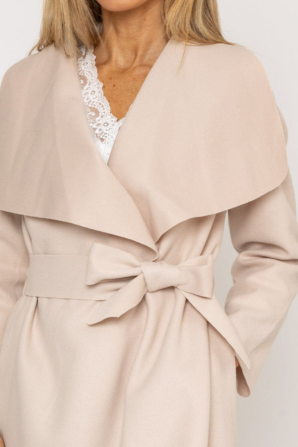 Carraig Donn Chuck On Wrap Coat in Ecru