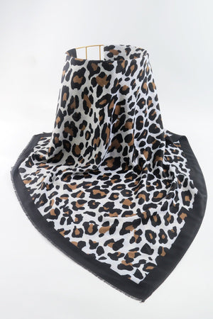 Carraig Donn Classic Animal Print Scarf