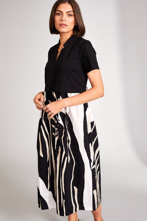 Carraig Donn Contract Monochrome Print Dress