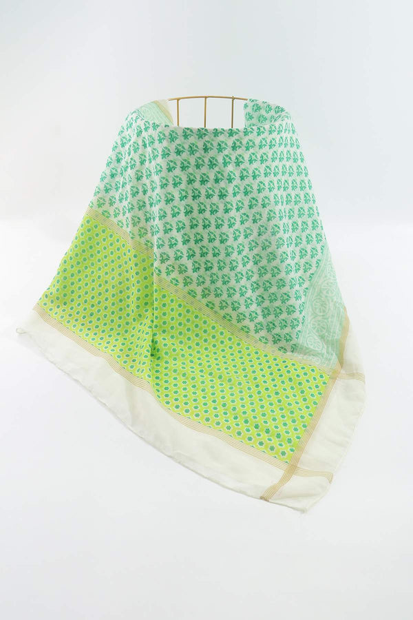 Carraig Donn Contrast Green Print Scarf