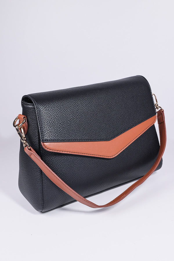 Carraig Donn Contrast Texture Crossbody in Black