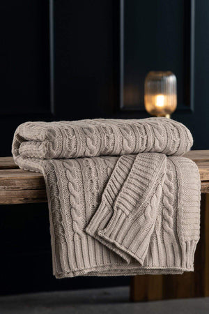 Carraig Donn Cool Grey Aran Knit Throw