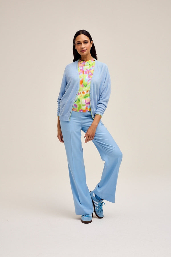 Carraig Donn Cratt Cardigan in Blue