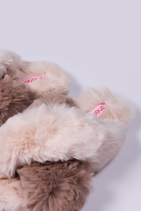 Carraig Donn Cream Faux Fur Contrast Slippers