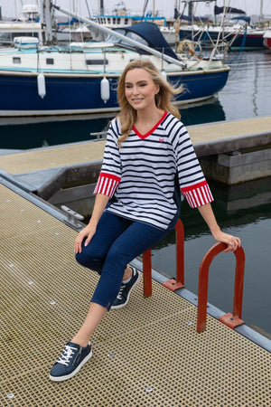 Carraig Donn Crop Stretch Jeans in Navy