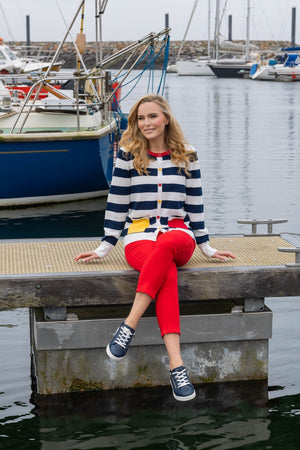 Carraig Donn Crop Stretch Jeans in Red