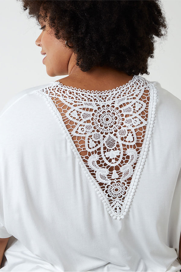 Carraig Donn Curve - Curve Medallion Lace Back Top in Ivory