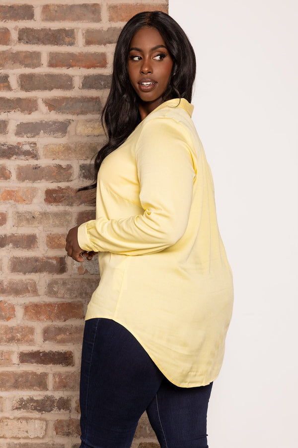 Carraig Donn Curve - Josie 3/4 Sleeve Blouse in Yellow