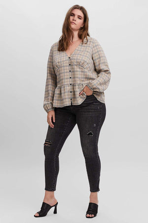Carraig Donn Curve - Long Sleeve Blouse in Check