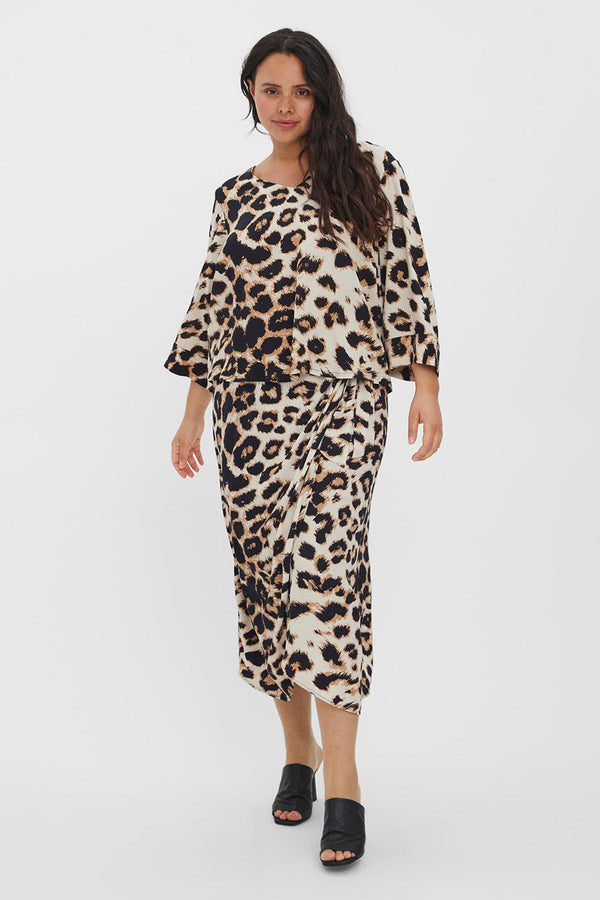 Carraig Donn Curve - Ulina V-Neck Blouse in Animal Print