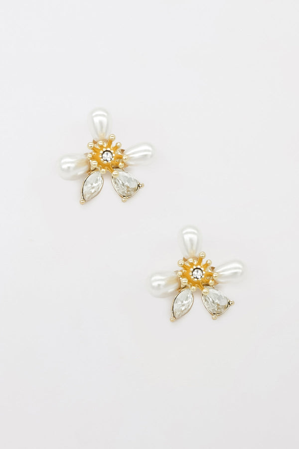 Carraig Donn Daisy Earrings in Gold