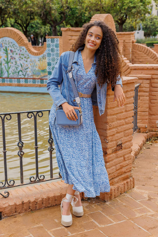 Carraig Donn Denim Jacket in Medium Blue