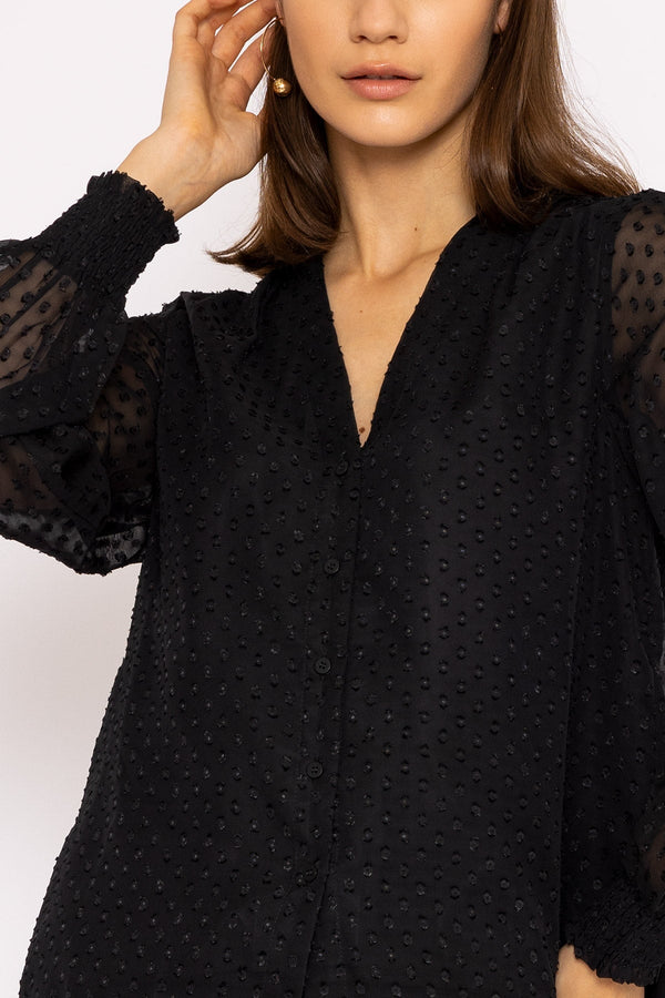 Carraig Donn Dobby Texture Blouse in Black