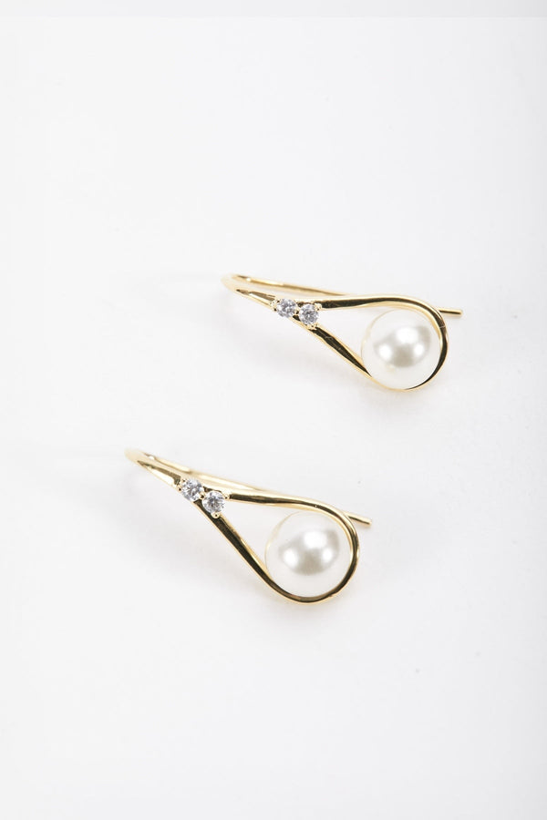 Carraig Donn Drop Pearl Earrings