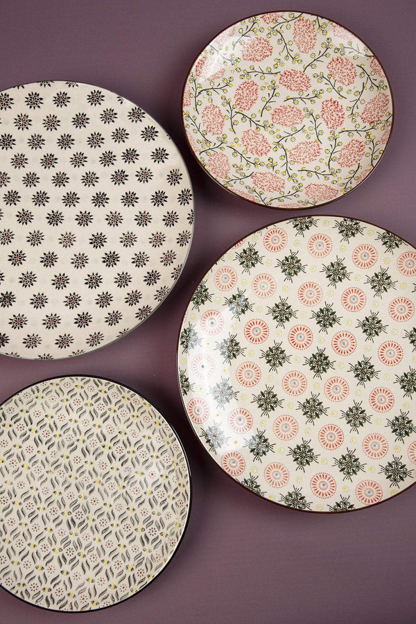 Carraig Donn Eclectic Dinner Plate E