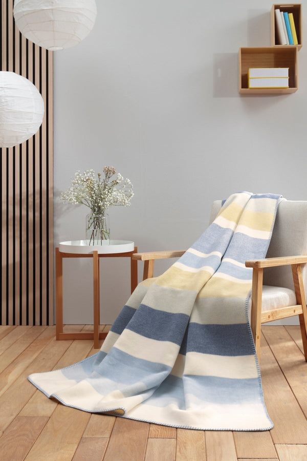 Carraig Donn Exact Blue Blanket
