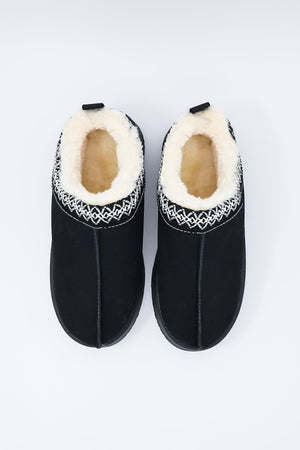 Carraig Donn Faux Fur Cosy Slippers in Black