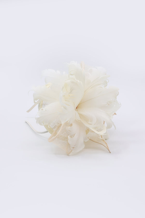 Carraig Donn Feather and Flower Fascinator in Cream