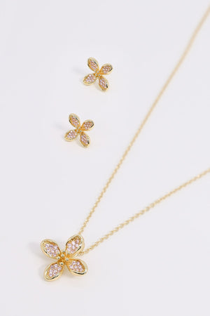 Carraig Donn Flower Necklace in Gold