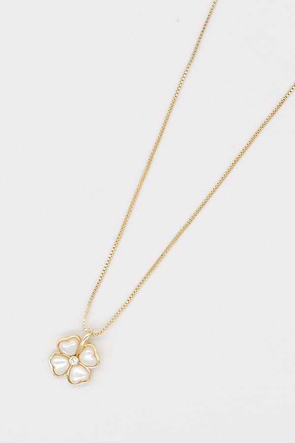 Carraig Donn Flower Necklace in Gold