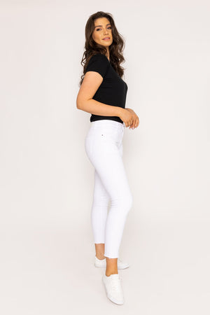 Carraig Donn Frayed Hem Jeans in White